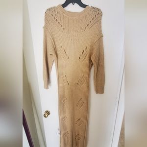 M/L Tan Distress Maxi Sweater Dress.
